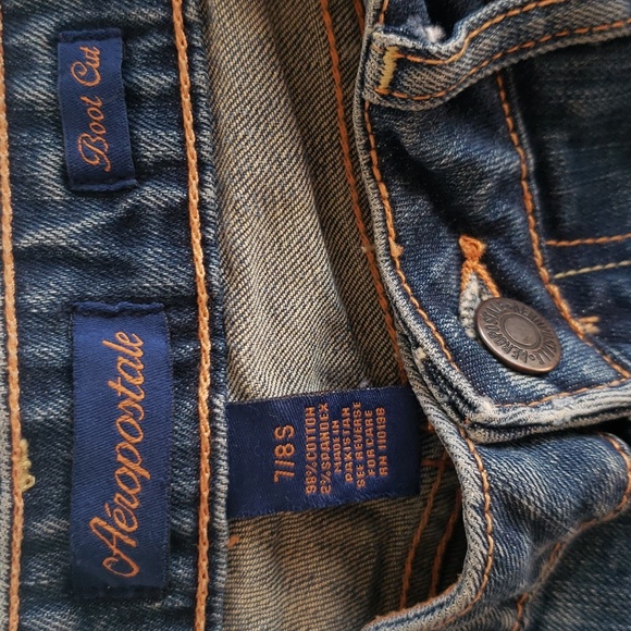 WOMENS JEANS AEROPOSTALE BOOTCUT SIZE 7/8 SHORT - Picture 2 of 3